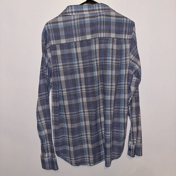 Weatherproof Button Down - Picture 3 of 3